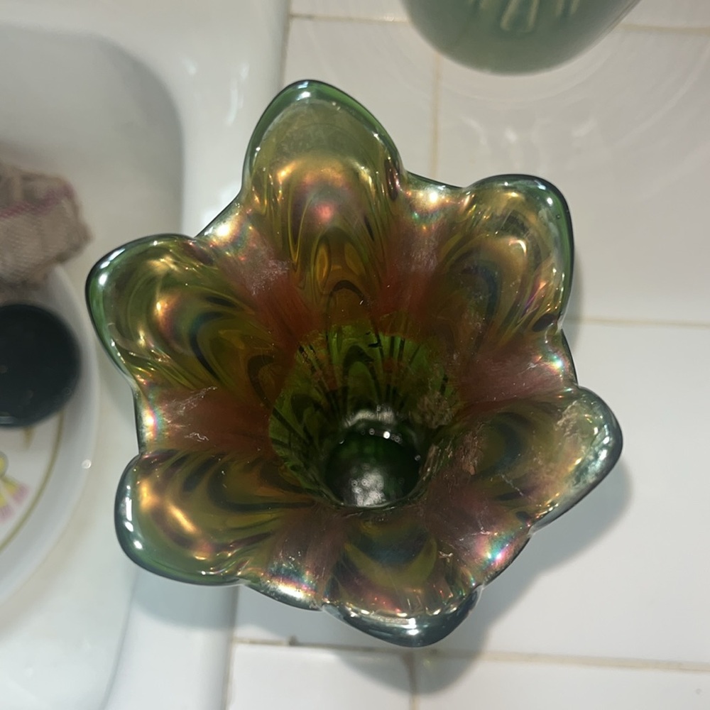 Fenton Carnival Glass 11” Vase With Green base - Picture 4 of 10